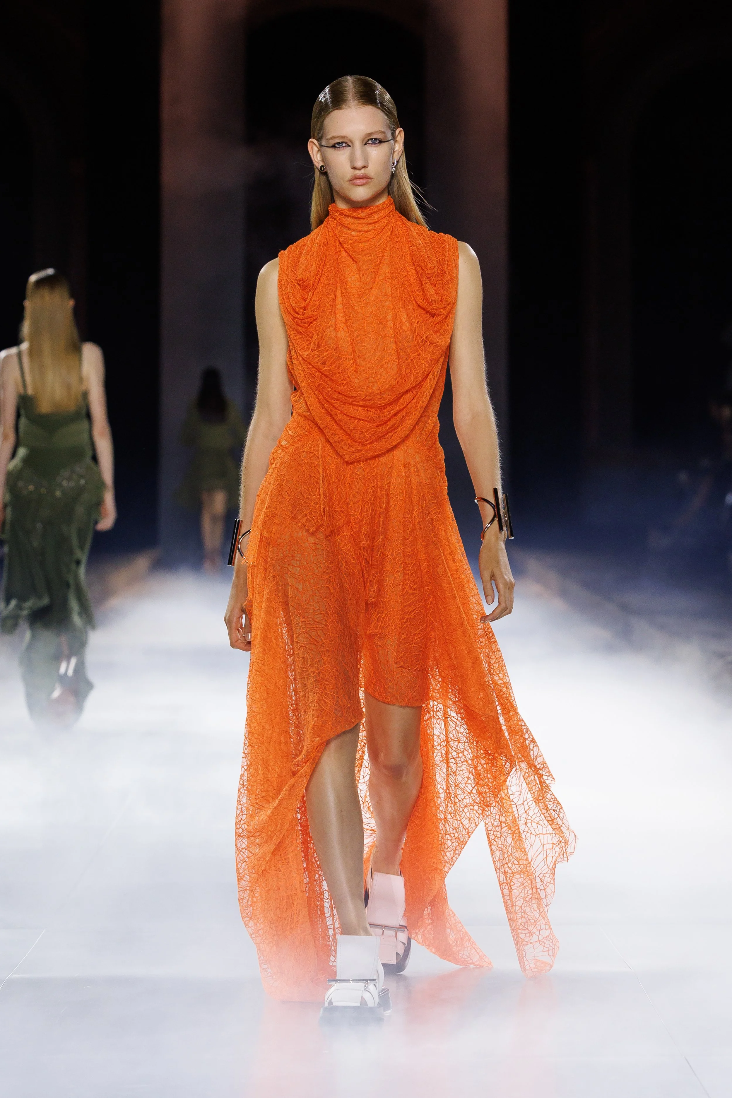 Alexander McQueen Challenges A New Take On Apparel Fabric